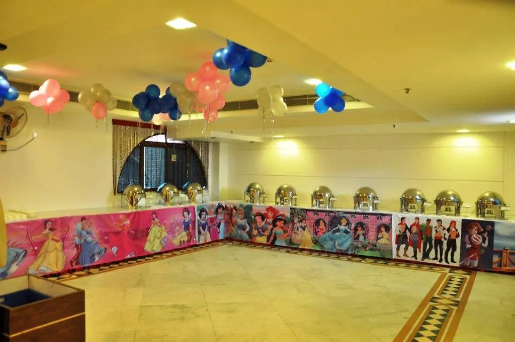 Hotel Chanson Grand Westend Delhi